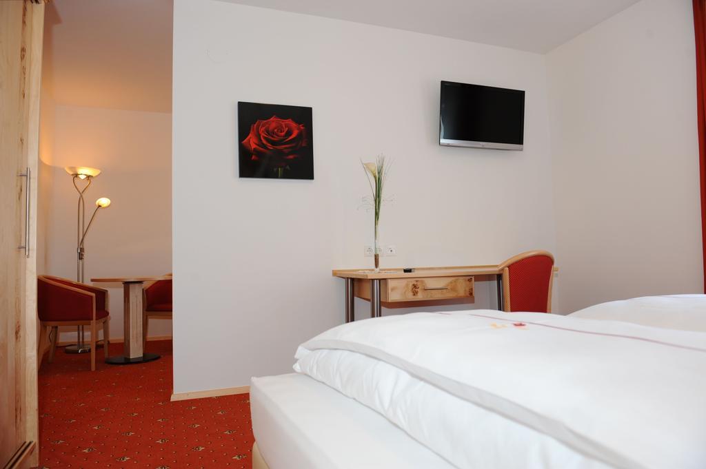Hotel-Gasthof-Fleischerei - Zur Alten Post Schwanberg Екстер'єр фото